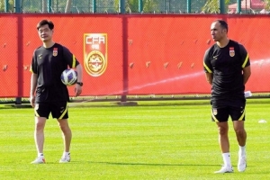 足球报:前泰山和国足助教佩普-穆尼奥斯非常接近深圳新鹏城帅位